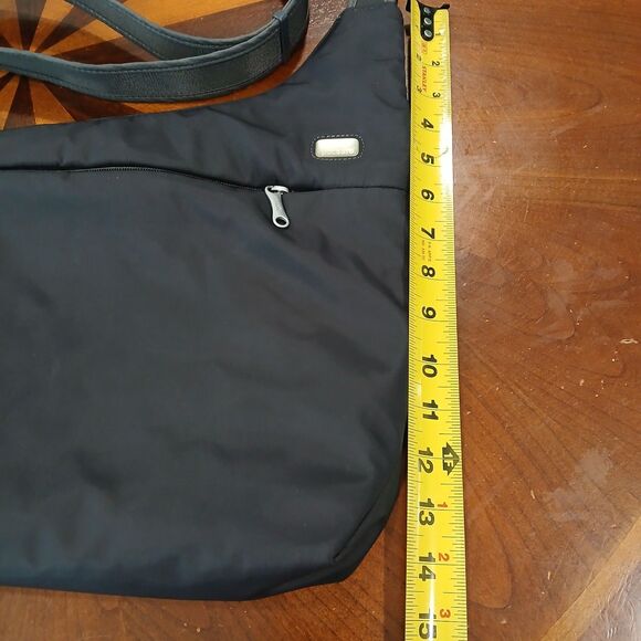 Pacsafe Slingsafe 200 GII PB128 RFID Secure Anti-theft Crossbody Sling Bag Gray - Picture 14 of 15